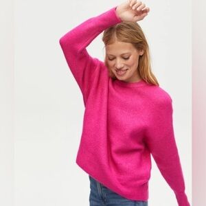 MICHEAL STARS  Maddie Crew Neck Sweater